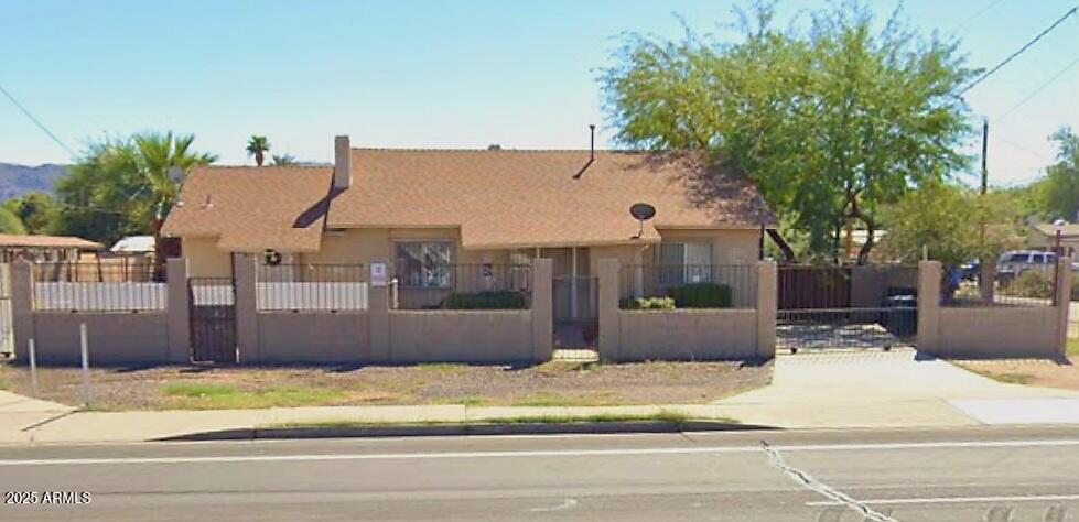 301 E Southern Ave., Phoenix, AZ 85040