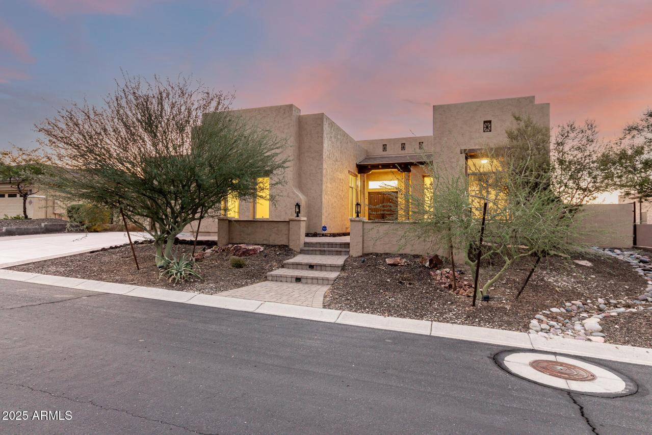 8606 S 30th St., Phoenix, AZ 85042