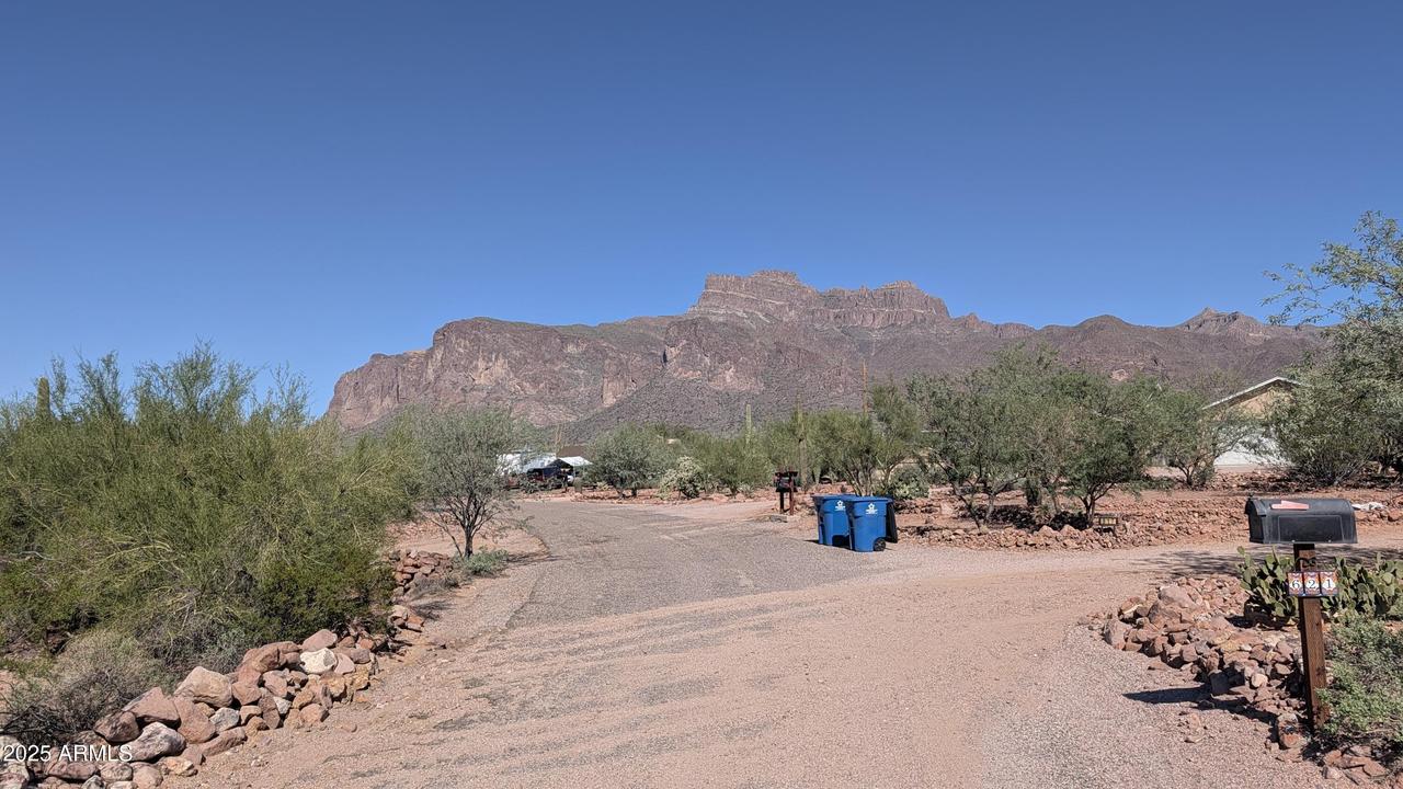 622 S Camino Saguaro #17, Apache Junction, AZ 85119
