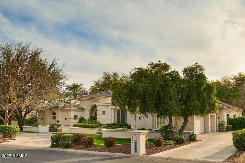 7121 E Foothill Dr., Paradise Valley, AZ 85253