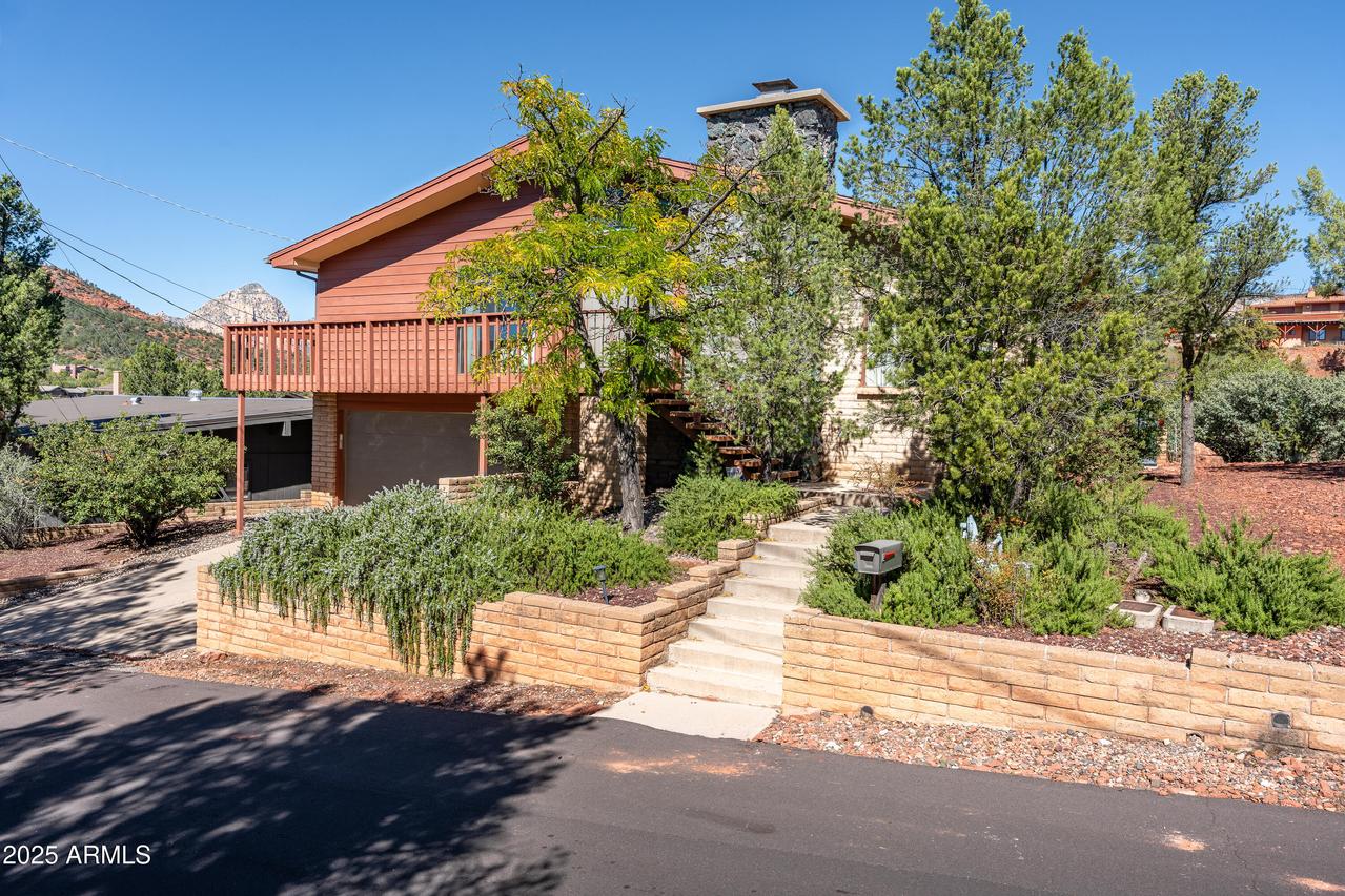 125 Redstone Dr., Sedona, AZ 86336