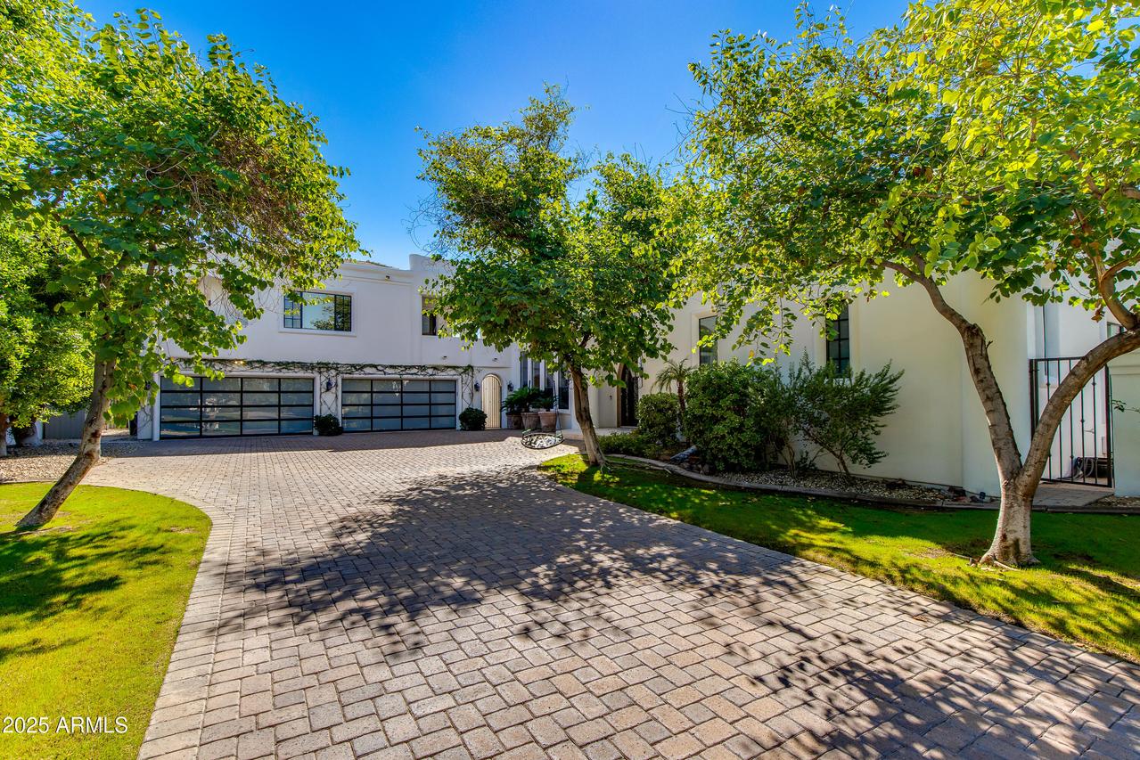 4725 N Launfal Ave., Phoenix, AZ 85018