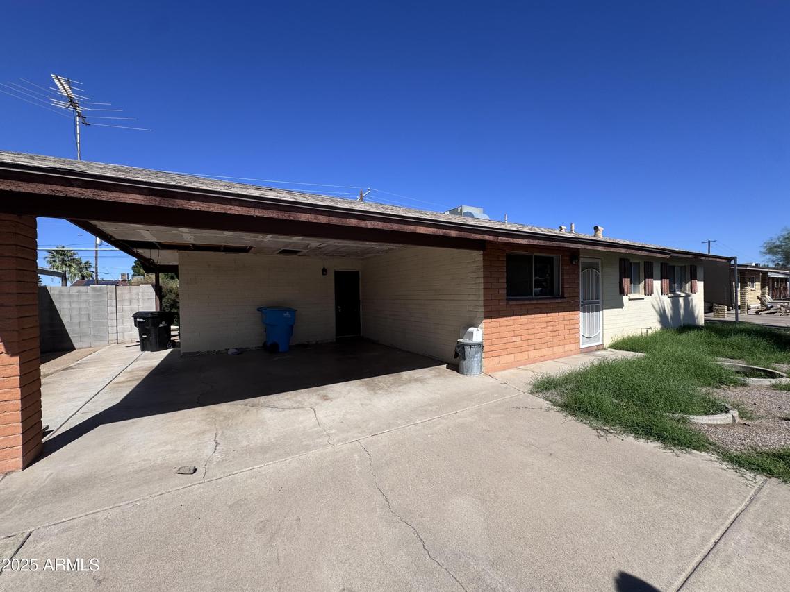 2122 W Dahlia Dr., Phoenix, AZ 85029