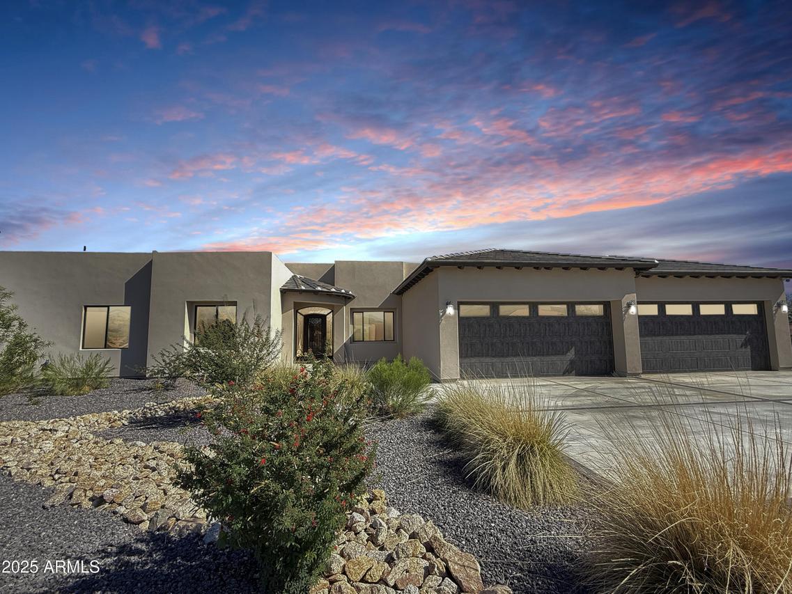 3227 W Long Rifle Rd., Phoenix, AZ 85086