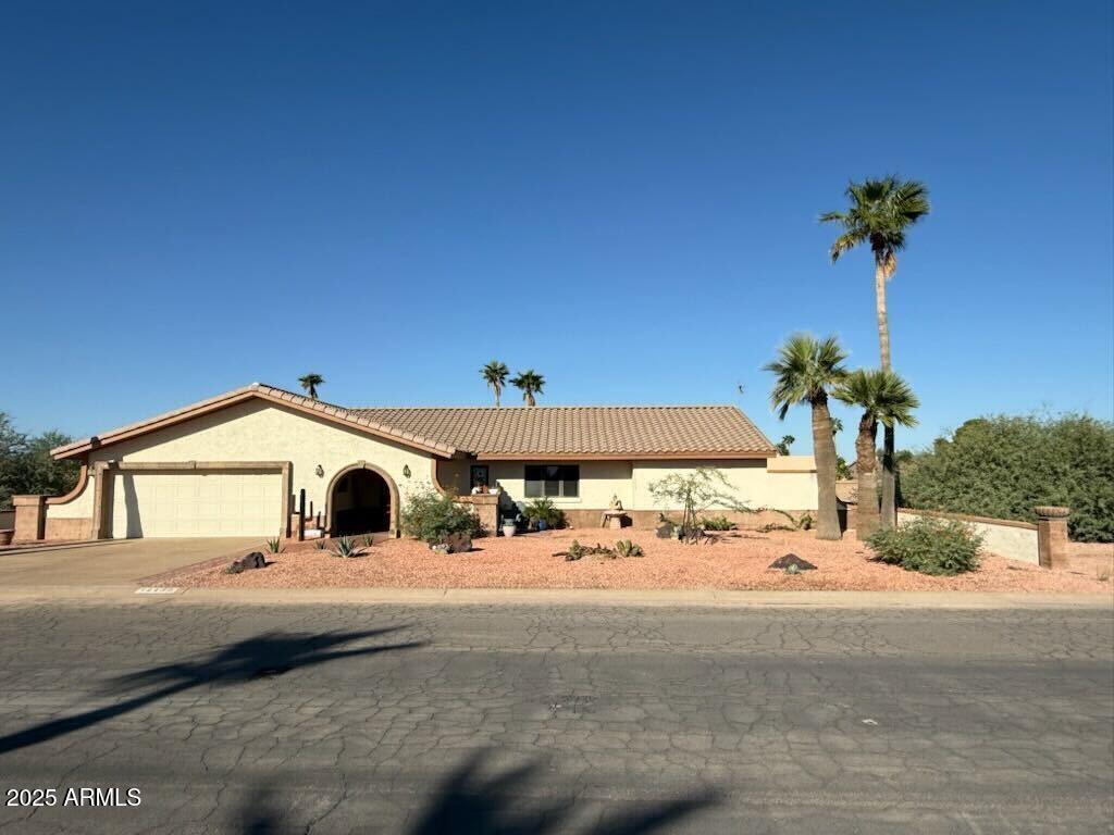 14450 S Country Club Way, Arizona City, AZ 85123