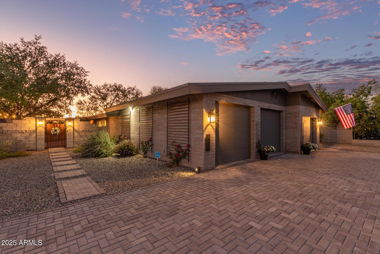 6616 E Cactus Rd., Scottsdale, AZ 85254