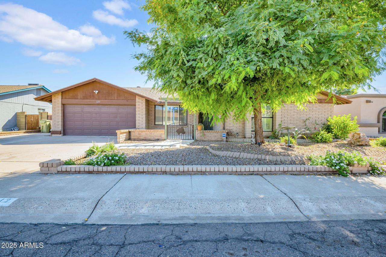 6213 W Corrine Dr., Glendale, AZ 85304
