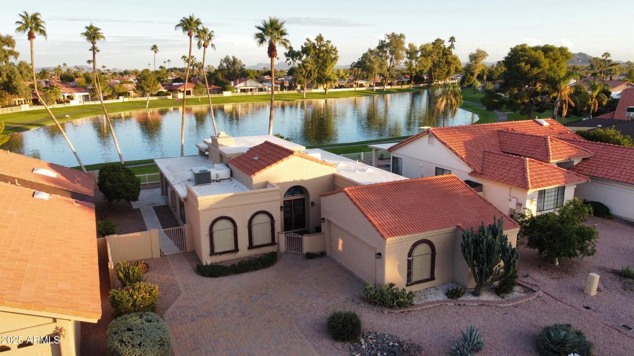 26413 S Lakemont Dr., Sun Lakes, AZ 85248