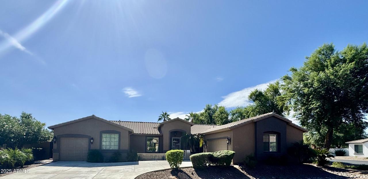 1041 E Hawken Way, Chandler, AZ 85286