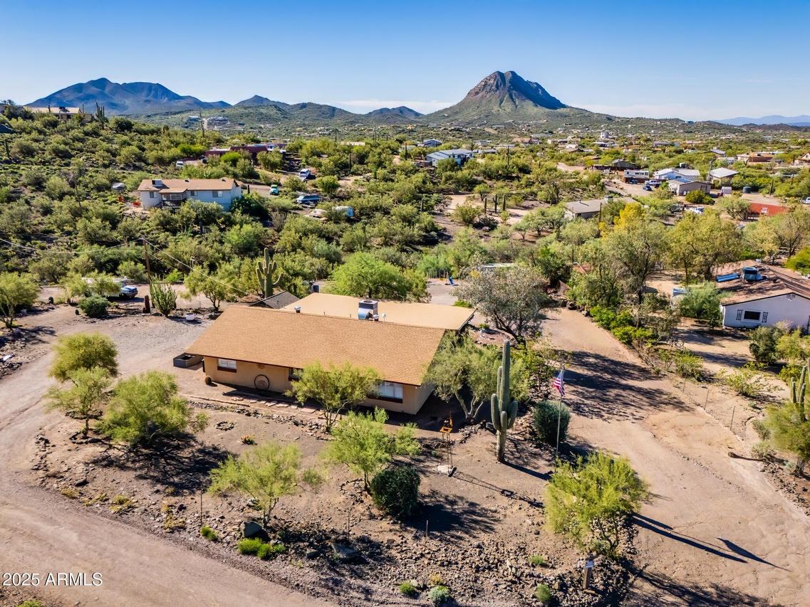 2333 W Black Canyon Dr., New River, AZ 85087