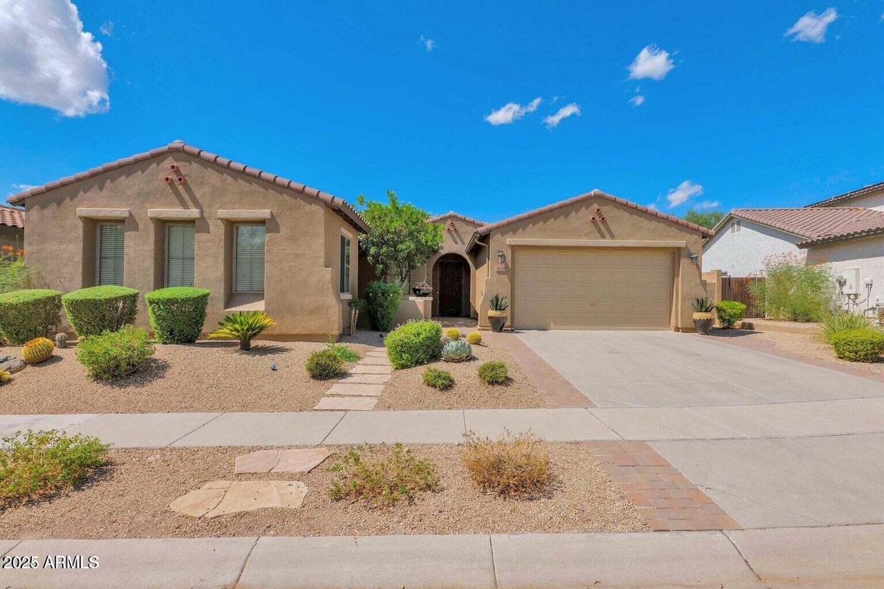 32718 N 18th Ln., Phoenix, AZ 85085