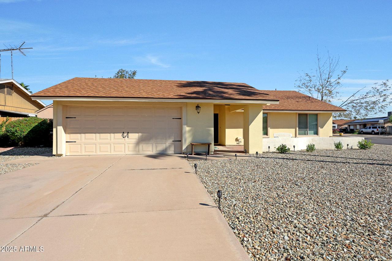 15841 N 22nd Pl., Phoenix, AZ 85022