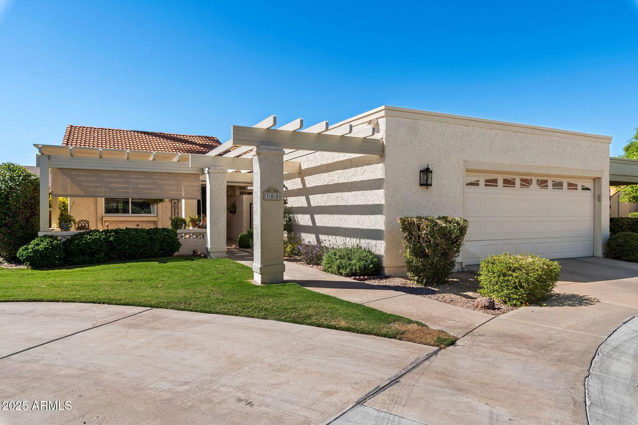 305 Leisure World, Mesa, AZ 85206