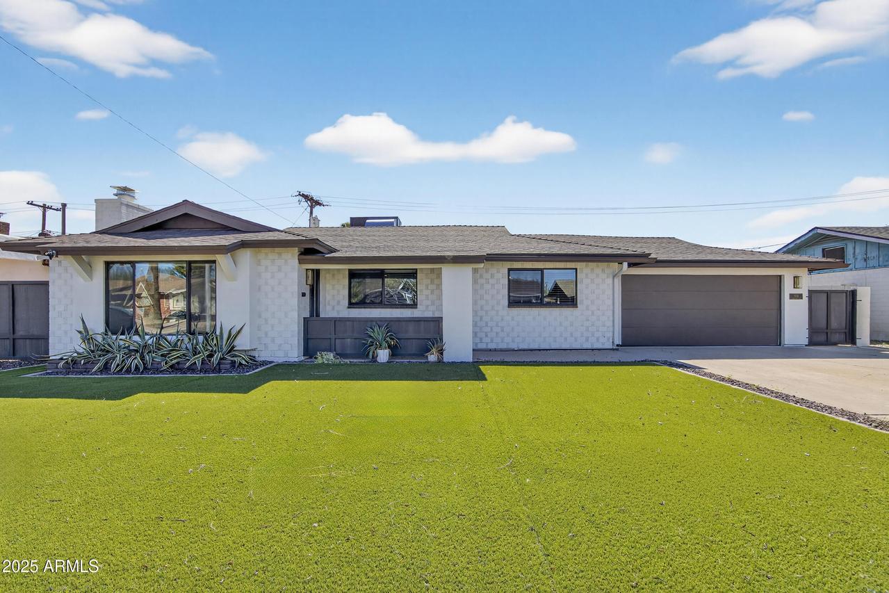 8335 E Montecito Ave., Scottsdale, AZ 85251