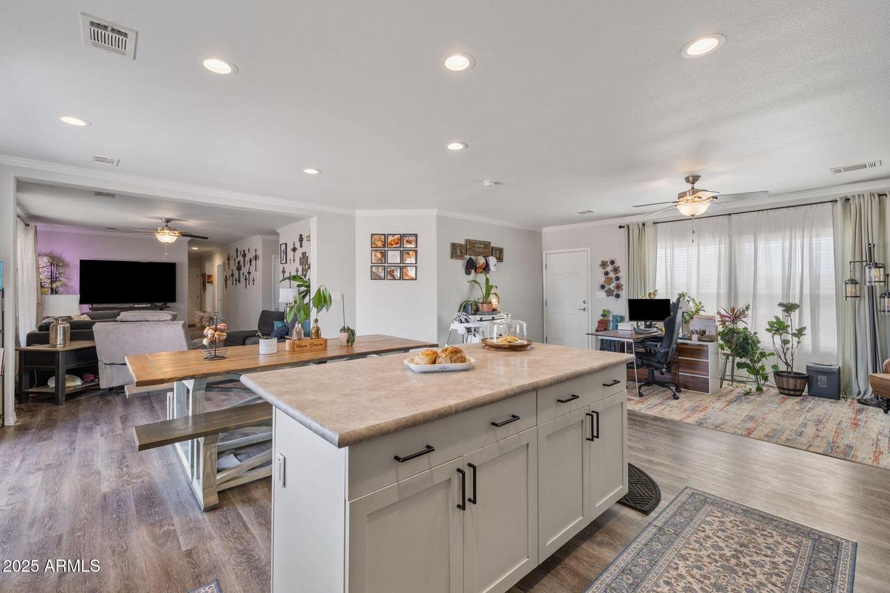 25221 N Mitchell Rd., Paulden, AZ 86334