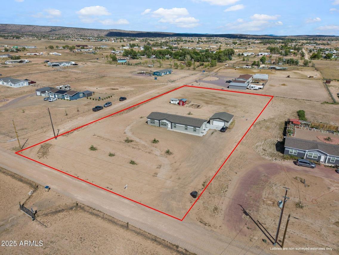 25221 N Mitchell Rd., Paulden, AZ 86334