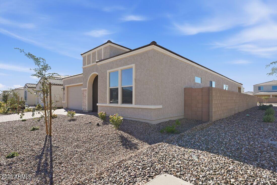 38104 N Hackberry St., San Tan Valley, AZ 85140
