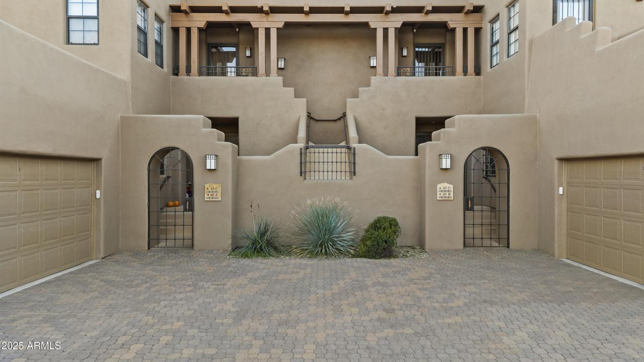 36601 N Mule Train Rd. #B40, Carefree, AZ 85377