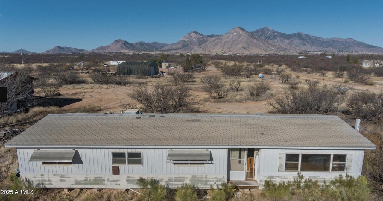 8702 E Clinton Ln., Hereford, AZ 85615