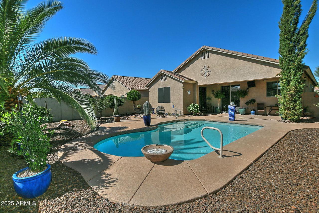 1239 W Paisley Dr., San Tan Valley, AZ 85143
