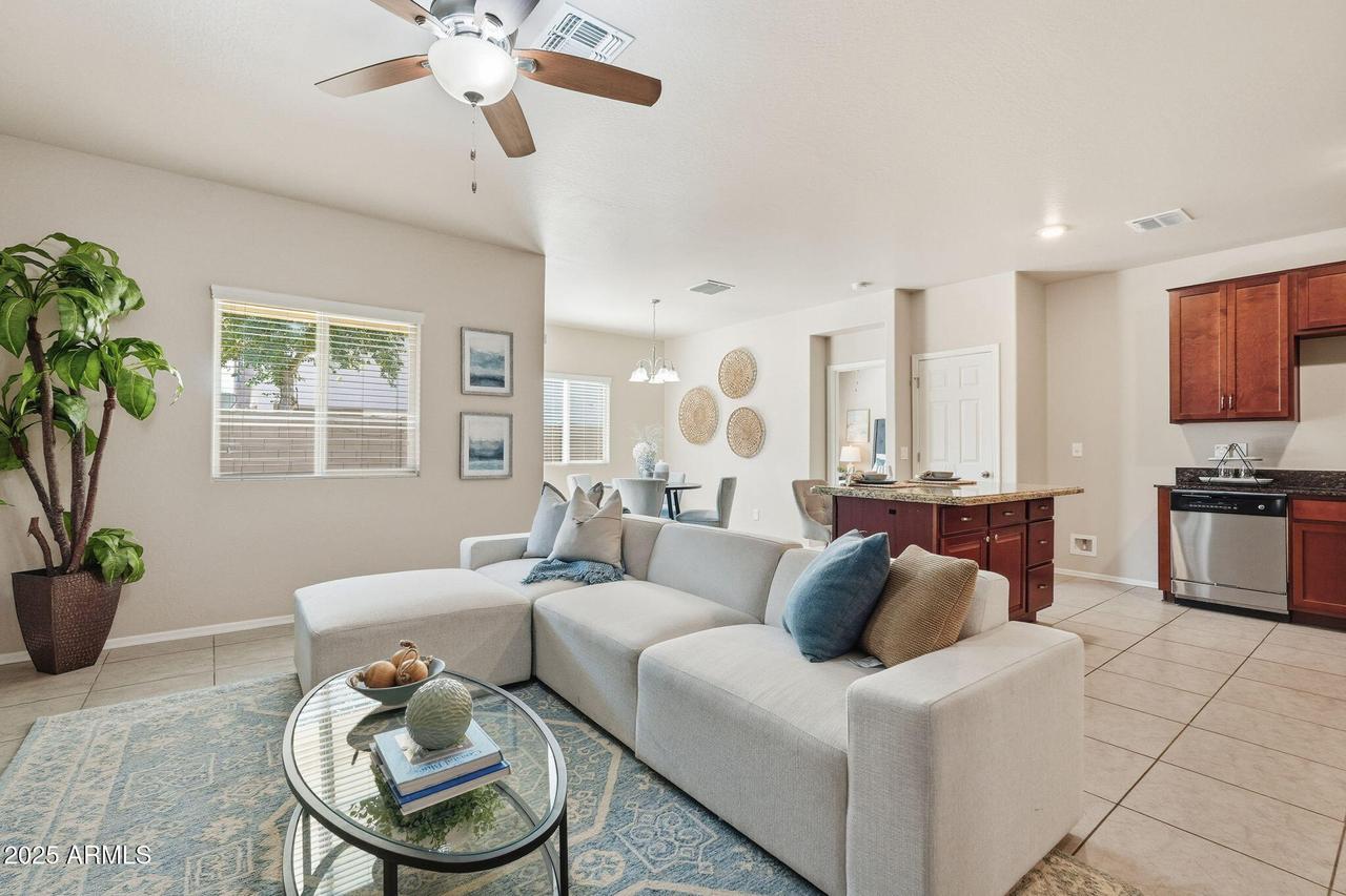 4065 W Ardmore Rd., Laveen, AZ 85339