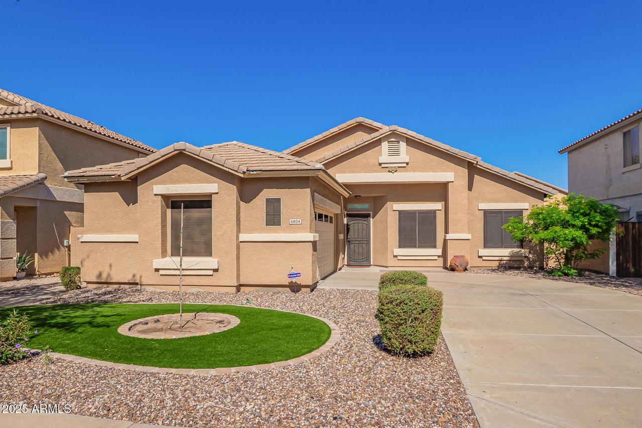 6934 W Beverly Rd., Laveen, AZ 85339