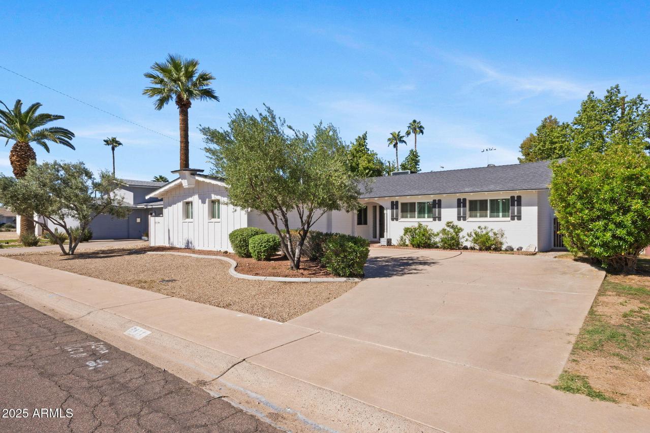 8414 E Sage Dr., Scottsdale, AZ 85250