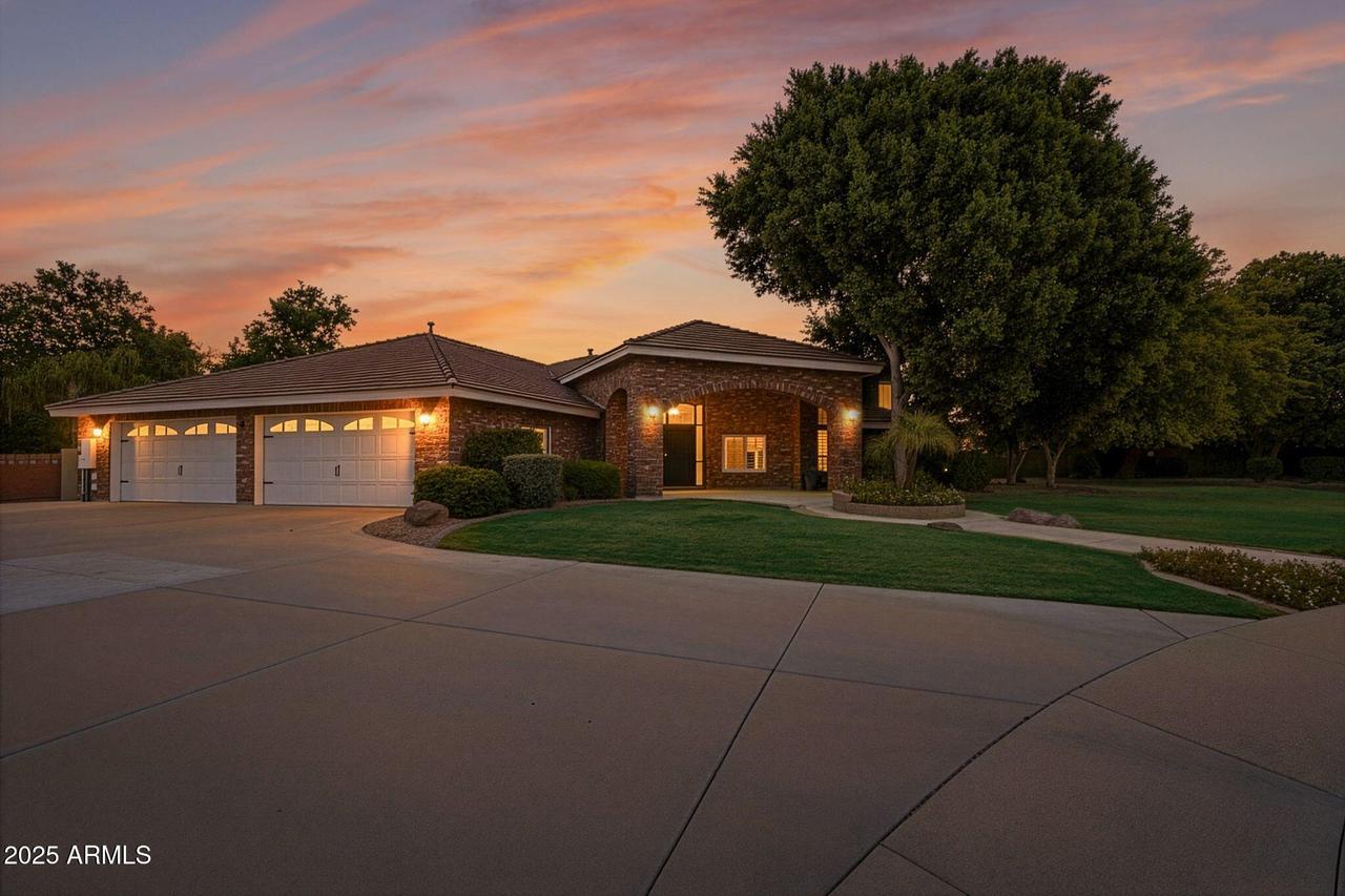 3958 E Juniper Cir., Mesa, AZ 85205