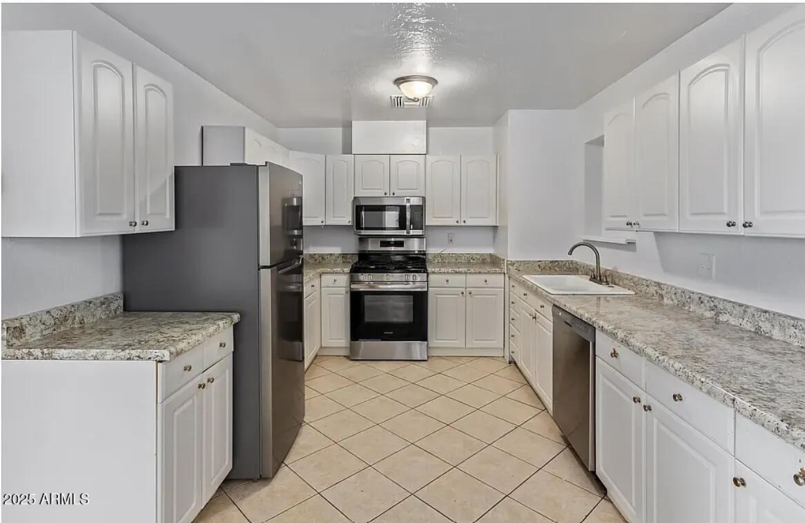1372 W 15th St., Tempe, AZ 85281