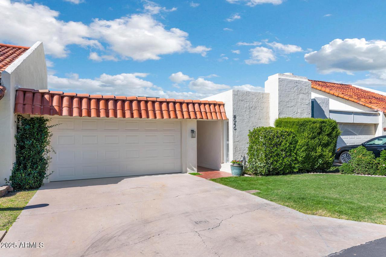 6040 N Calle Mio, Phoenix, AZ 85014