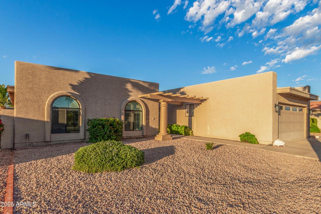 10418 E Watford Way, Sun Lakes, AZ 85248