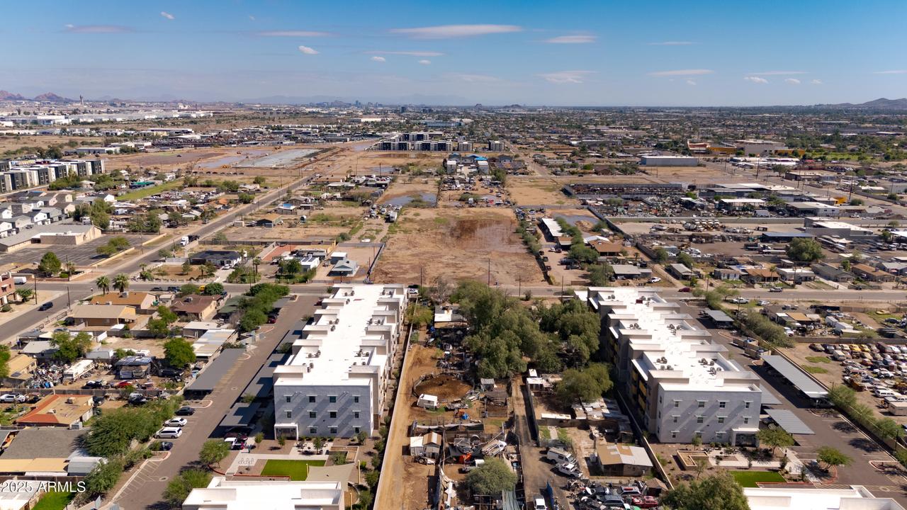 4035 S 9th St. #20/22, Phoenix, AZ 85040