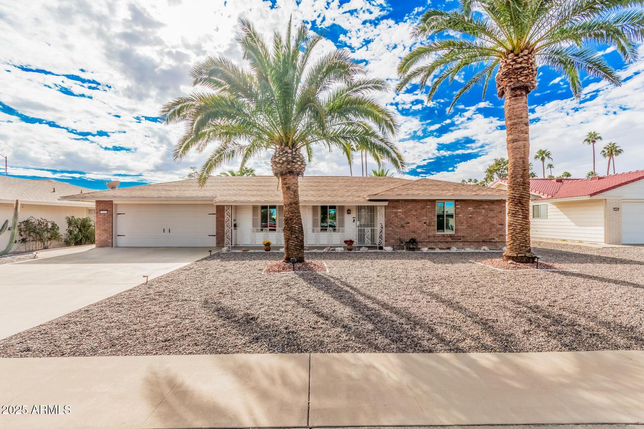 15406 N Bowling Green Dr., Sun City, AZ 85351