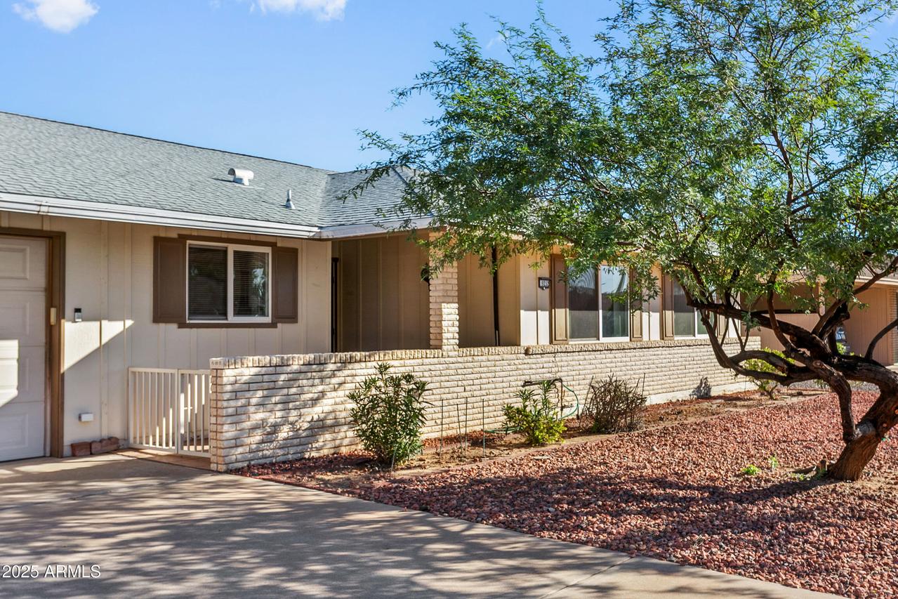9232 W Arrowhead Dr., Sun City, AZ 85351