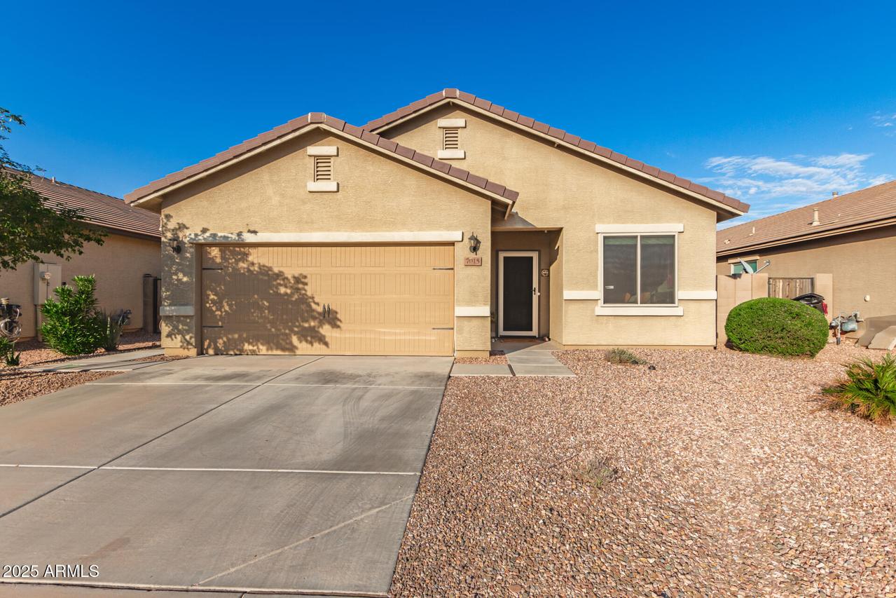 7015 S 77th Ln., Laveen, AZ 85339