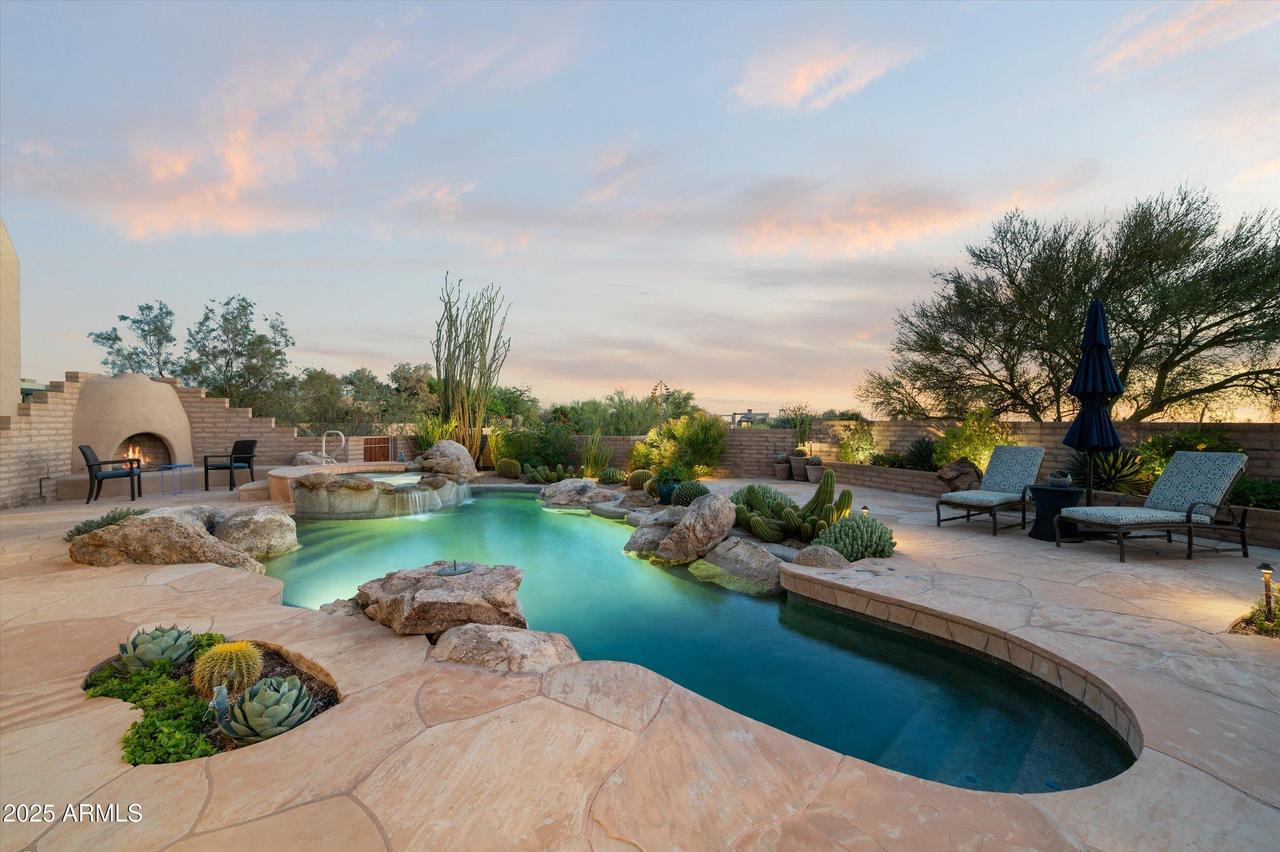 9301 E Bajada Rd., Scottsdale, AZ 85262