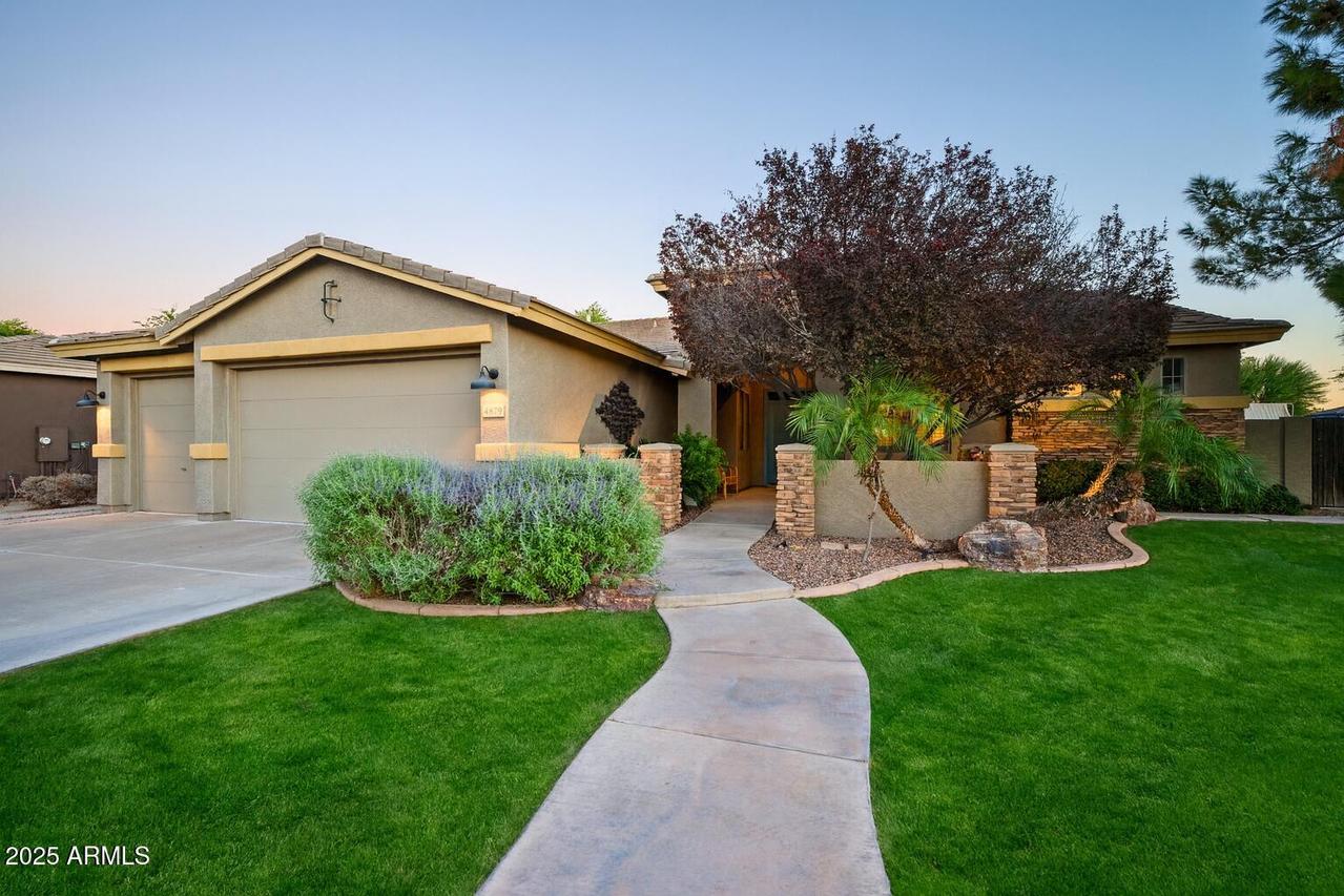 4879 S Fresno St., Chandler, AZ 85249
