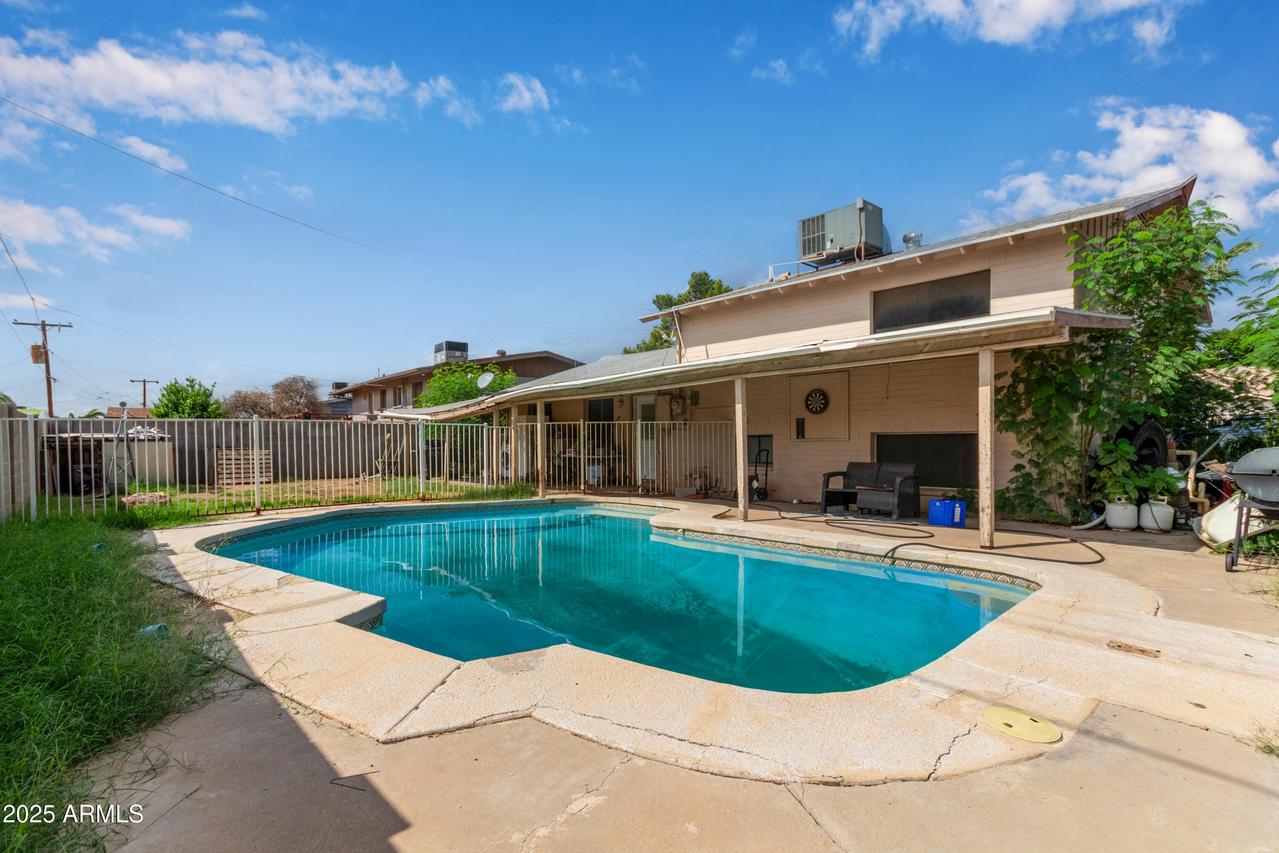 4529 W Berridge Ln., Glendale, AZ 85301