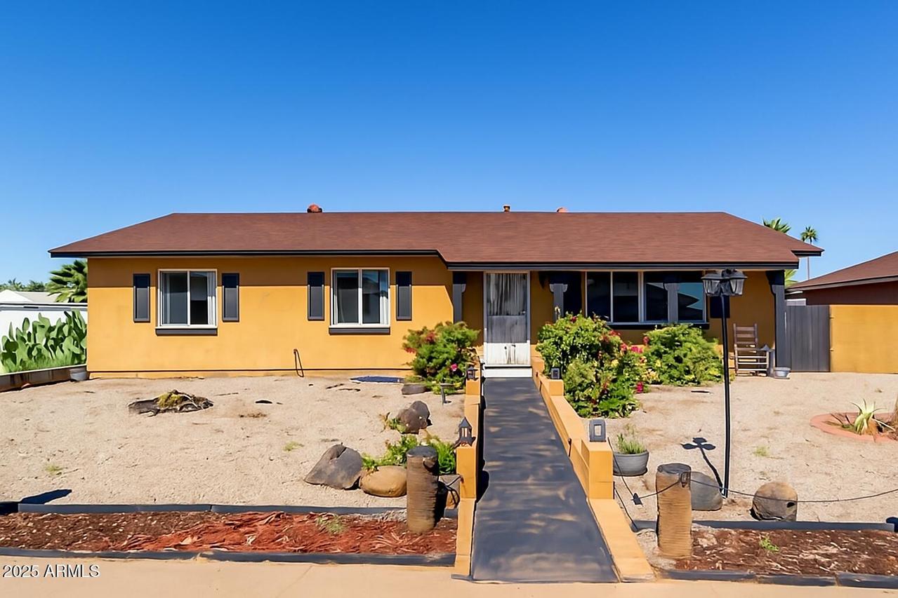 13842 N 48th Ave., Glendale, AZ 85306