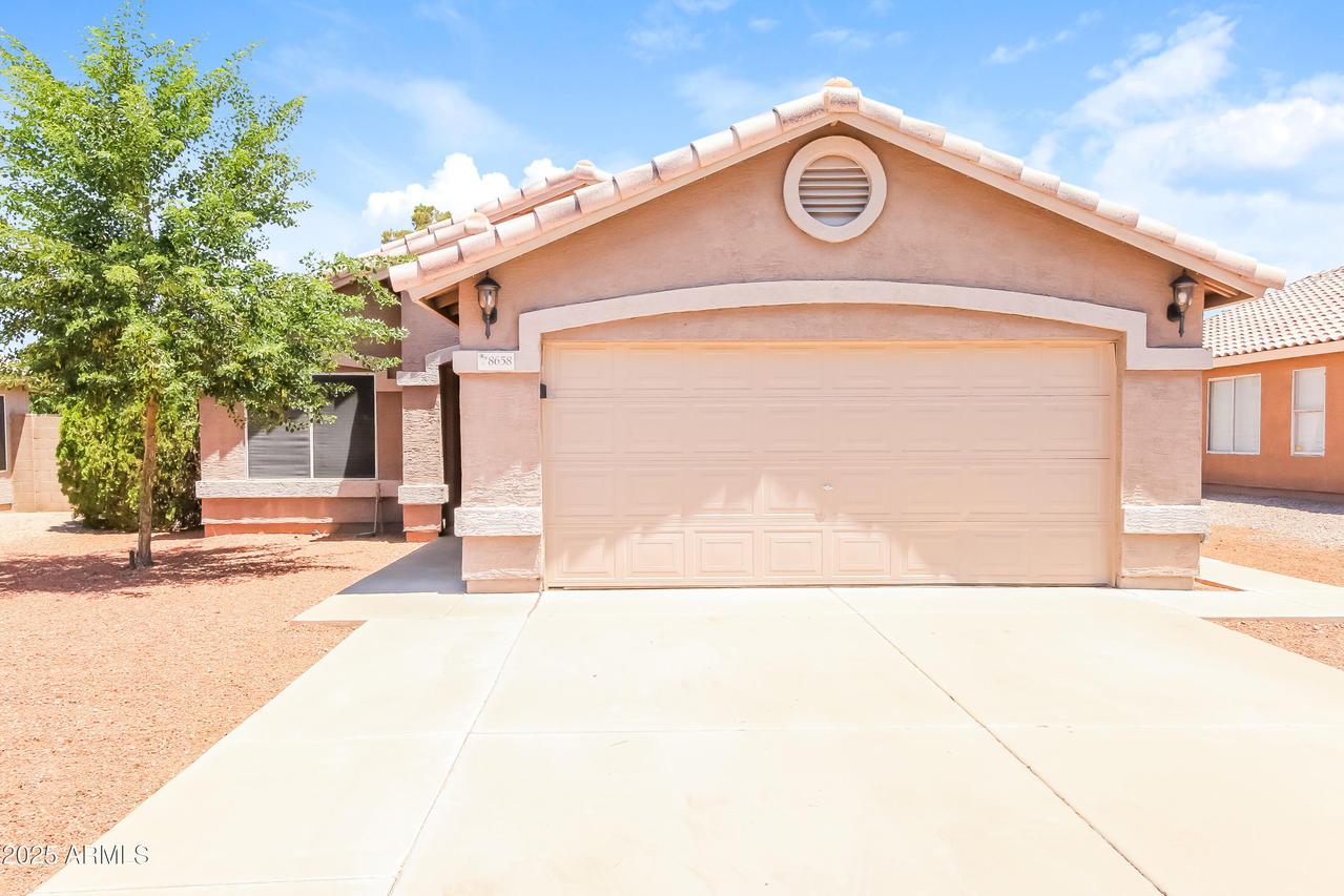 8658 E Capri Ave., Mesa, AZ 85208