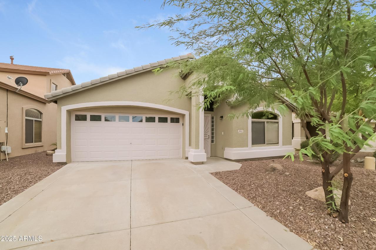 8410 S 49th Ln., Laveen, AZ 85339