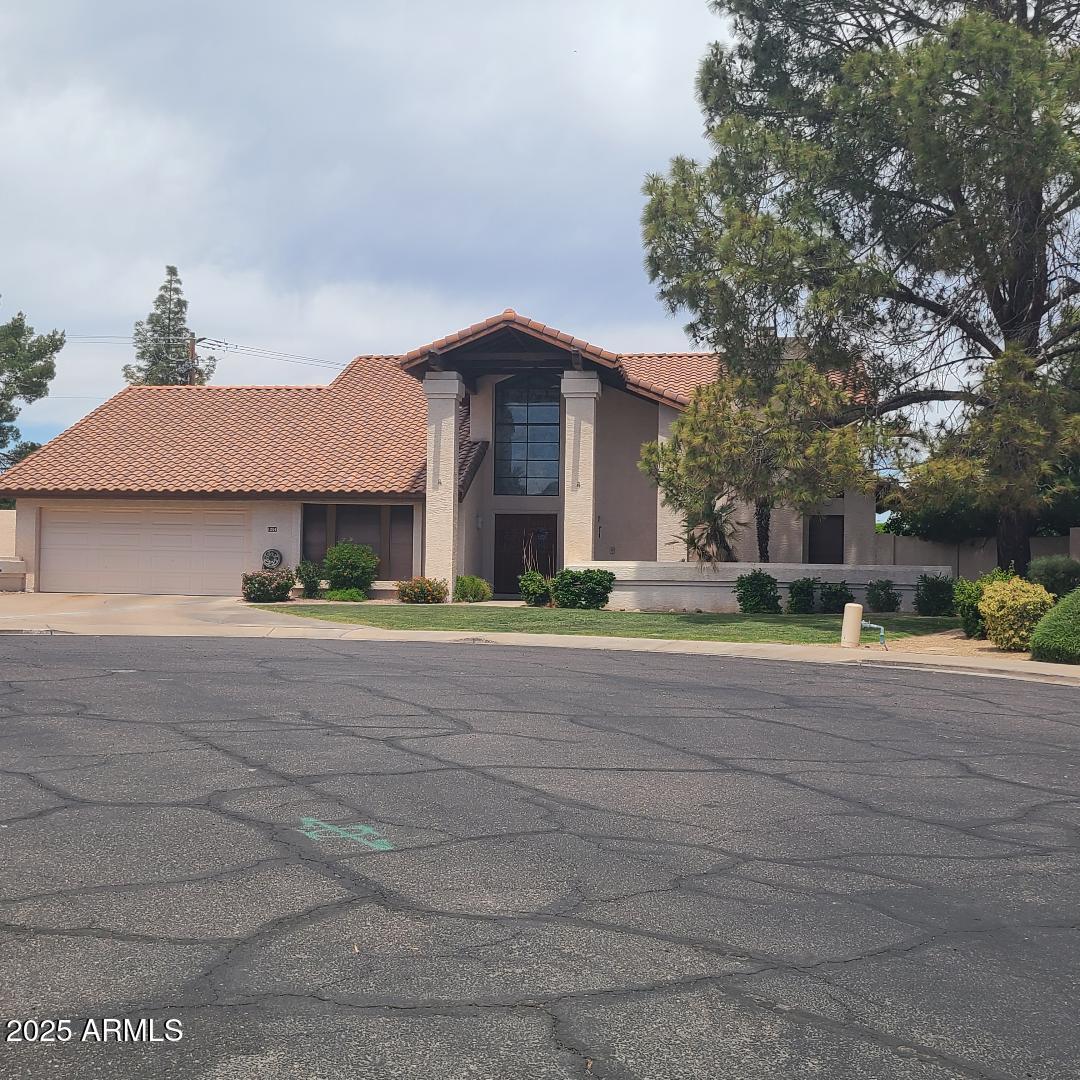 1204 E Glencove Cir., Mesa, AZ 85203
