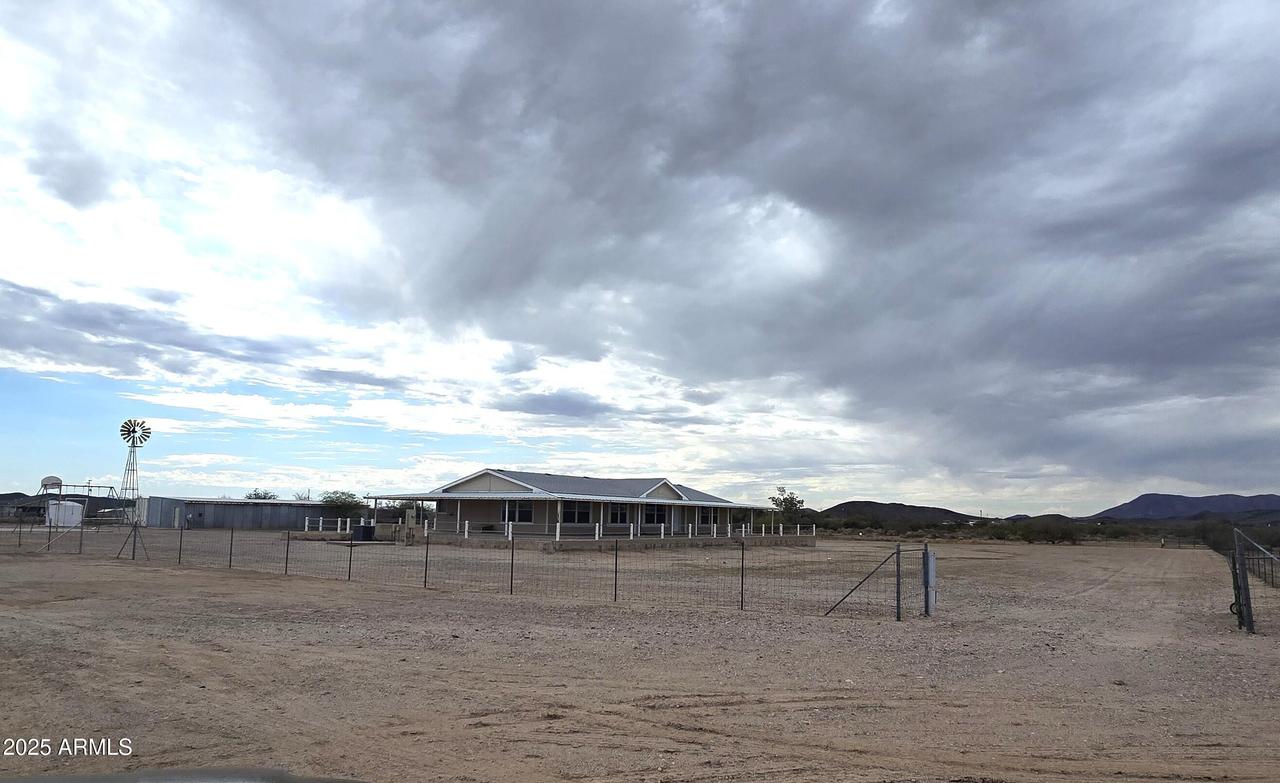 2516 S 371st Ave., Tonopah, AZ 85354