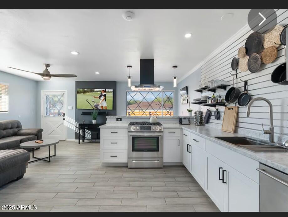 6239 N 14th St., Phoenix, AZ 85014