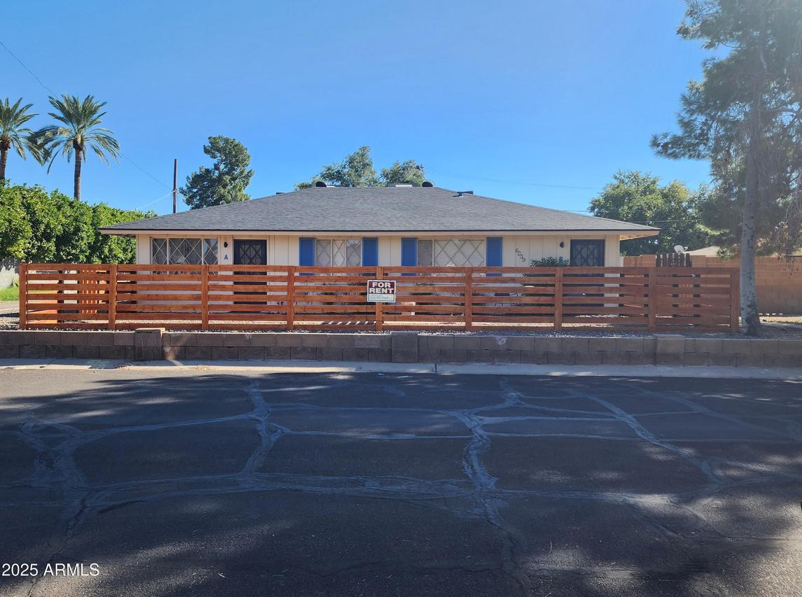 6239 N 14th St., Phoenix, AZ 85014