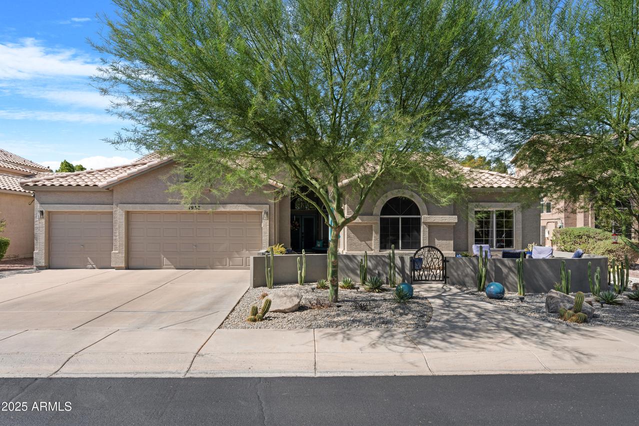 1938 E Brentrup Dr., Tempe, AZ 85283