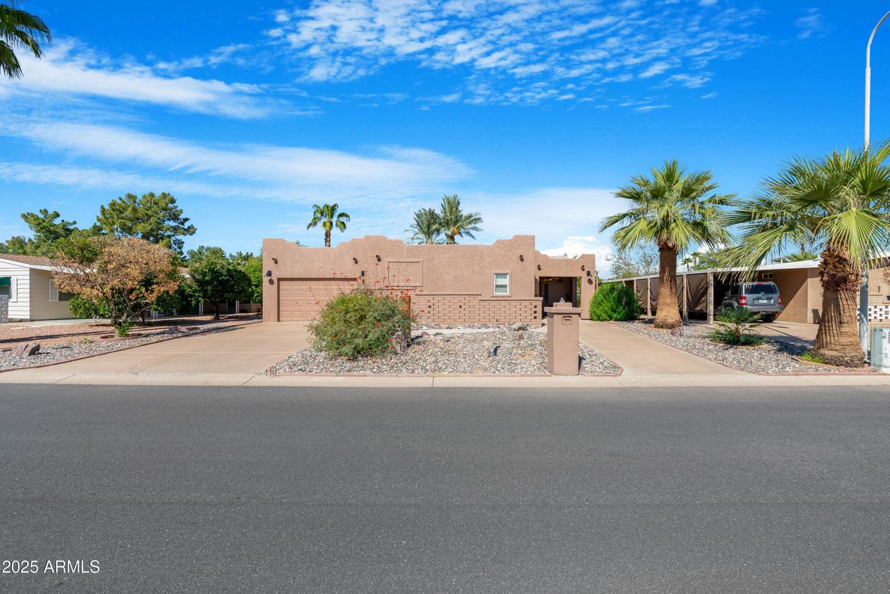 9102 E Lakeview Dr., Sun Lakes, AZ 85248
