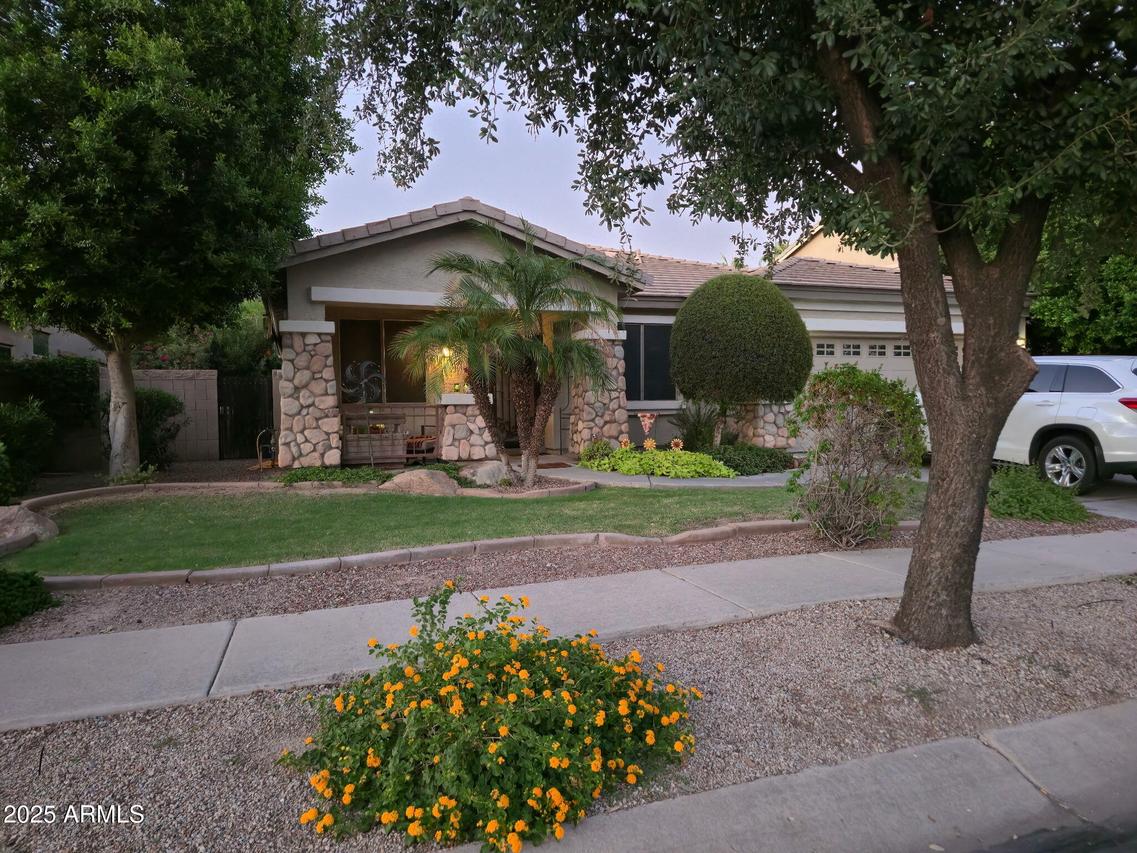 8764 W Gardenia Ave., Glendale, AZ 85305
