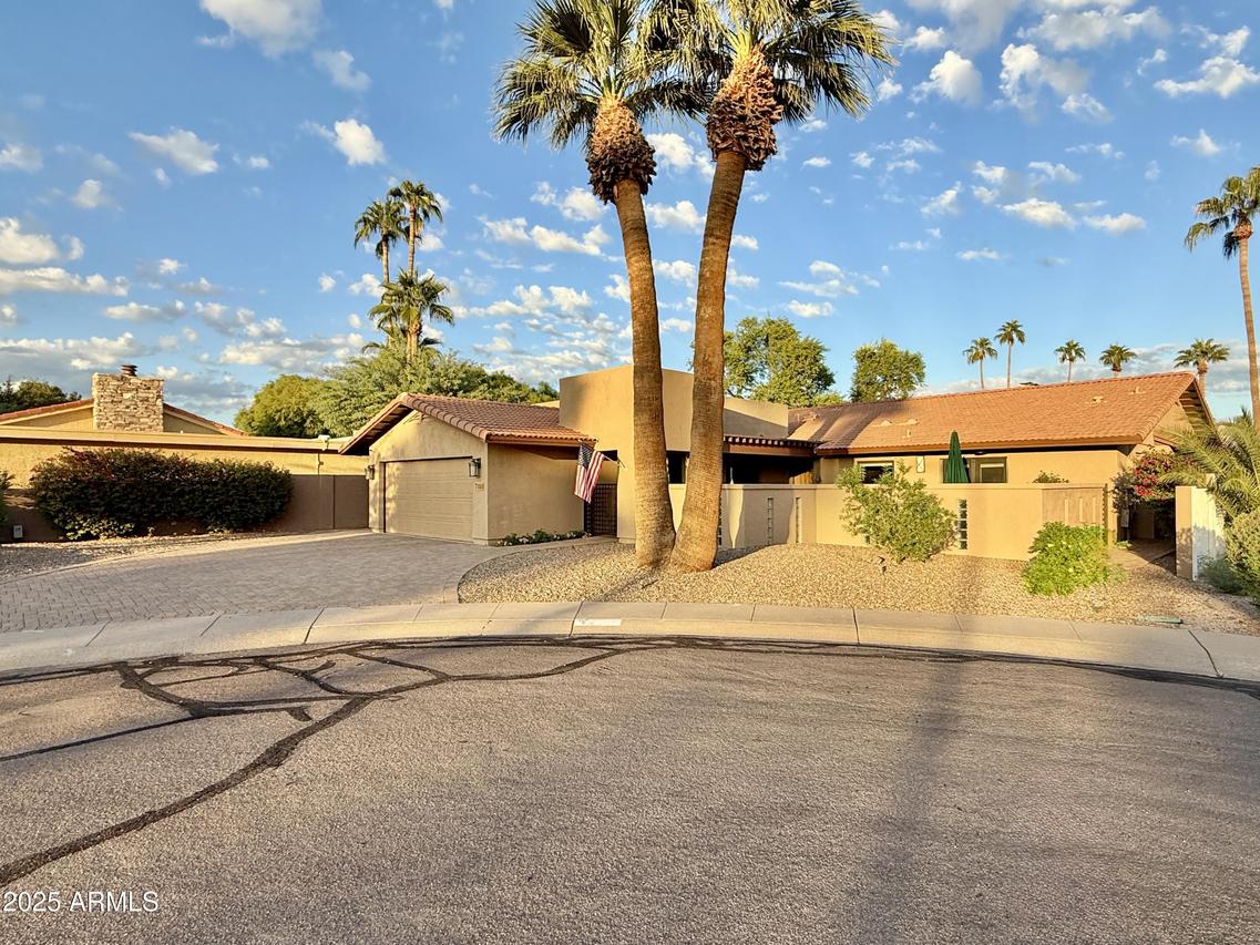 7151 N Via De La Campana St., Scottsdale, AZ 85258