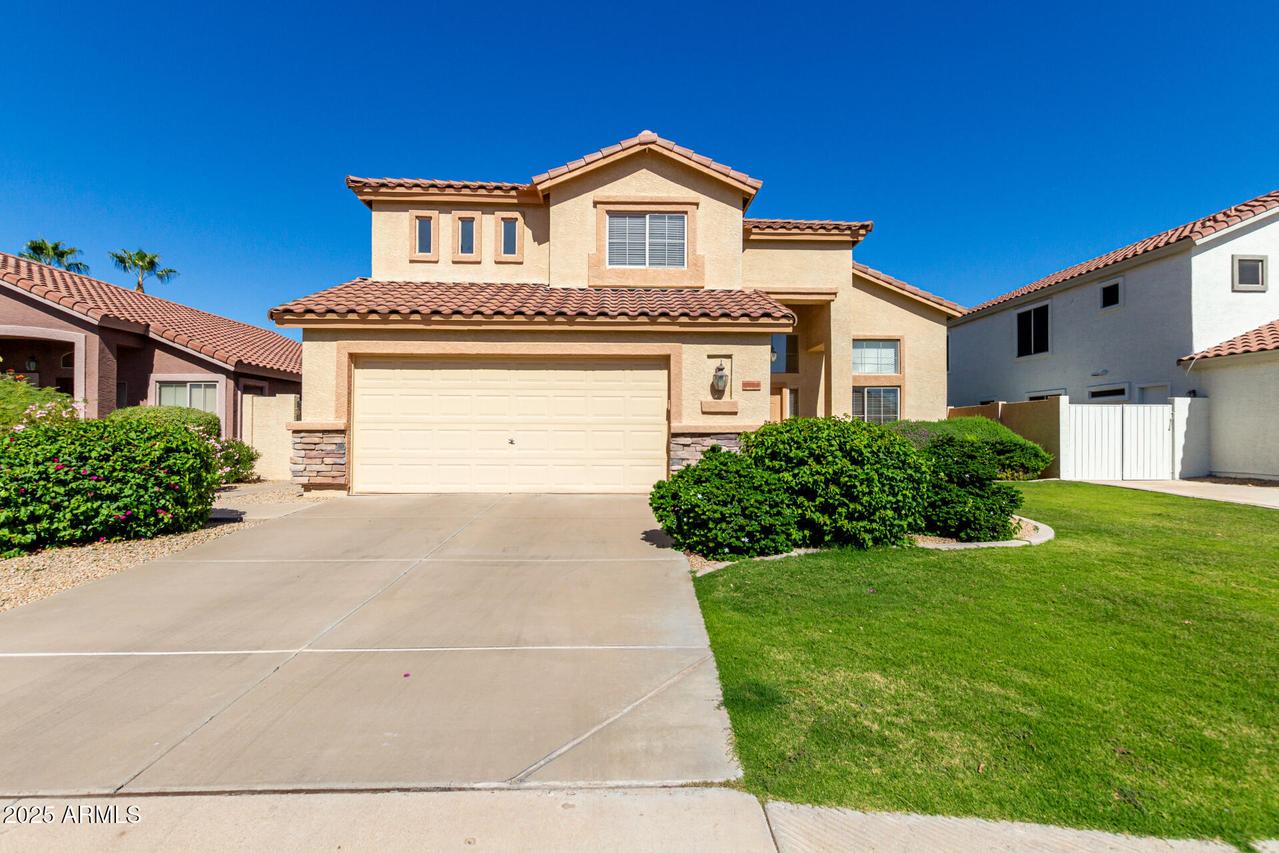 7464 W Potter Dr., Glendale, AZ 85308